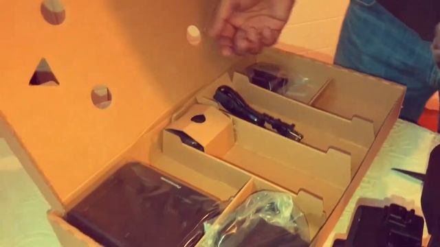 Panasonic AG UX180 unboxing смотреть онлайн
