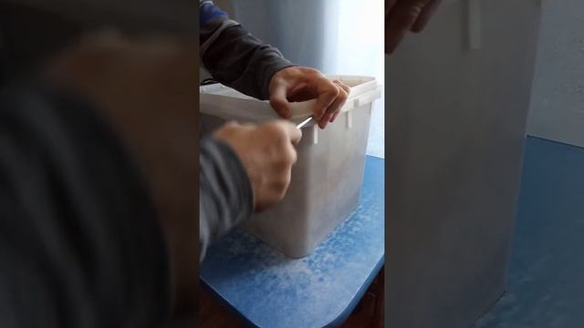 Открываем пластиковый контейнер без ключа смотреть онлайн