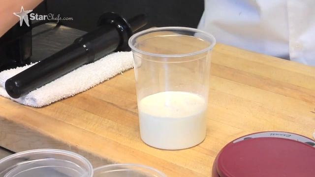 Tyler Williams' Bone Marrow Foam - Vitamix Star Chef Rising Star Series смотреть онлайн