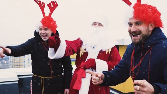 Батл Santa Claus і Діда Мороза. Кого ви чекаєте в гості на Новий рік? смотреть онлайн