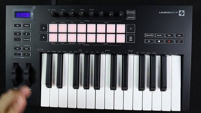 MIDI ฟังก์ชั่นจัดจ้าน ตอบโจทย์คนกระหายทำเพลง! | Novation LaunchKey 25 MK3 смотреть онлайн