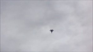 Она тебя больше не любит