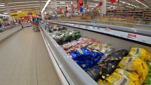 В городе  14 сентября 2023 года  Заборы  Питомник  Ашан  Вяленые томаты и тортик