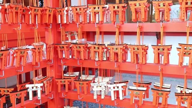 FUSHIMI INARI SHRINE KYOTO TRAVEL GUIDE смотреть онлайн