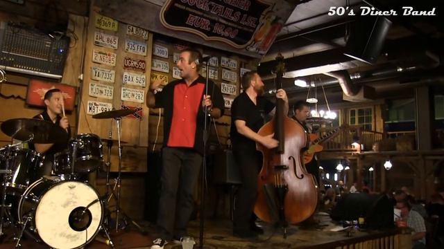 👉 50’s Diner Band! - Shake, Rattle and Roll (Cover von Bill Haley) смотреть онлайн