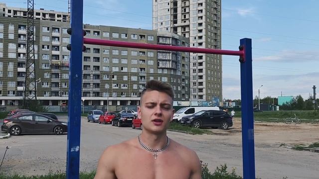 Как научиться ПОДТЯГИВАТЬСЯ?￼ Лучшие подводящие упражнения смотреть онлайн