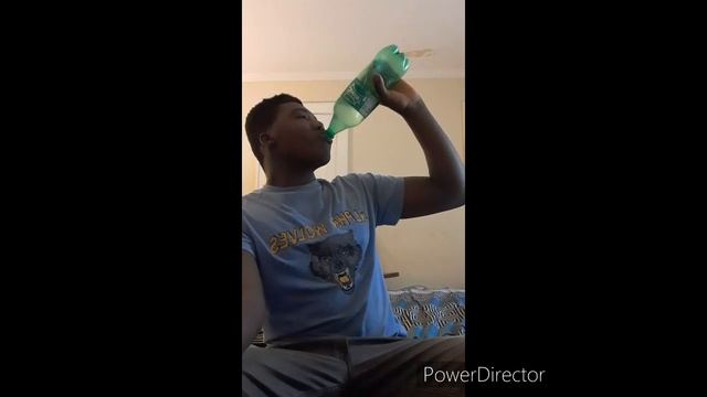 Chugging half a bottle of sprite смотреть онлайн