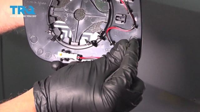 How to Replace Mirror Glass 2011-2019 Ford Explorer смотреть онлайн