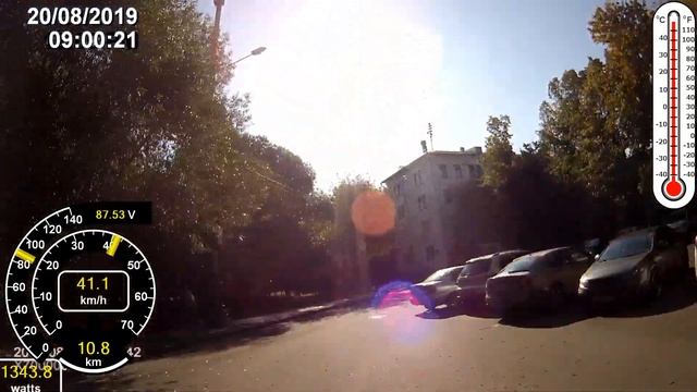 Nikola Plus 100v 67km/h almost crash смотреть онлайн
