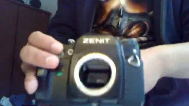 Quick review of the old Russian made camera, Zenit смотреть онлайн