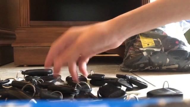 HOW to start a car key collection смотреть онлайн