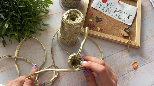 Как сделать единорога из любой подушки // часть 1: уши и рог смотреть онлайн