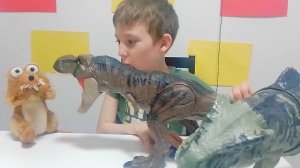 МОИ ДИНОЗАВРЫ ОТ МАТТЕЛ ОБЗОР. ИГРАЮ В ДИНОЗЫВРЫ. СРАЖЕНИЕ ДИНОЗАВРОВ