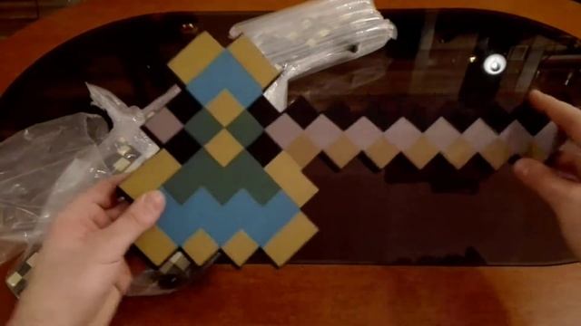 РАСПАКОВКА ИГРУШЕК - UNPACKING TOYS , МАЙНКРАФТ ОРУЖИЕ - MINECRAFT WEAPONS #2 смотреть онлайн