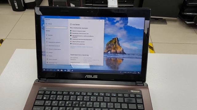 Intel Core I3-2310M / Память 4Gb / IntelHD / SSD 120Gb / DVD-RW / Wi-Fi / Web Cam / TFT 14