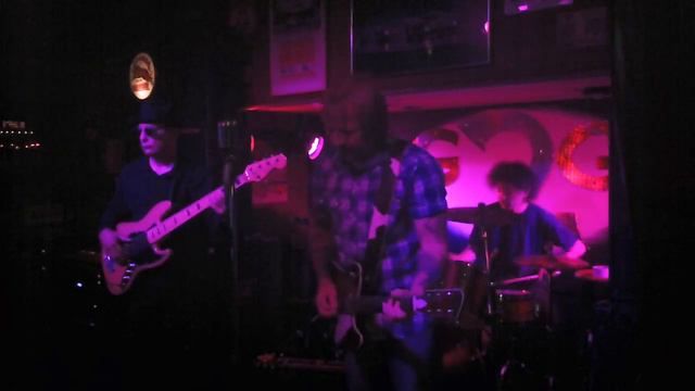 Clint Walker Band, What Do That Mean? смотреть онлайн