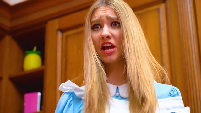 Mermaid Couple VS Vampire Couple || Popular VS Unpopular Mermaid