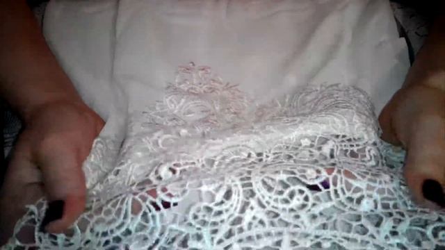 Белая блузка без рукавов с кружевным верхом из Китая смотреть онлайн