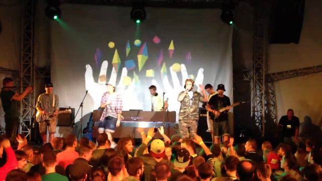 Сальто Назад смотреть онлайн