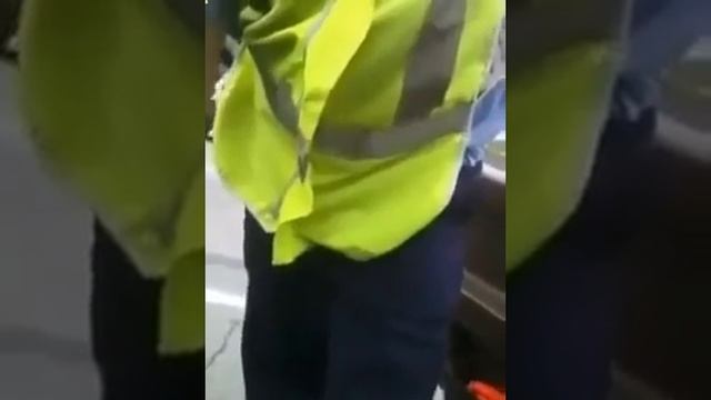 Беспредел ГАИ ДПС ГИБДД Полиции Ломают авто 360p смотреть онлайн