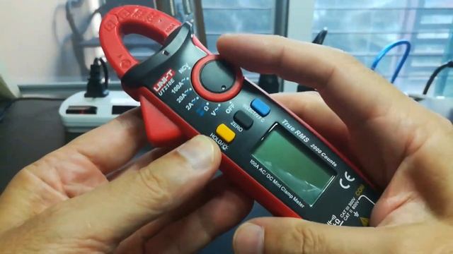 UNI-T UT210E DC Current Clamp Meter Unboxing and Test смотреть онлайн