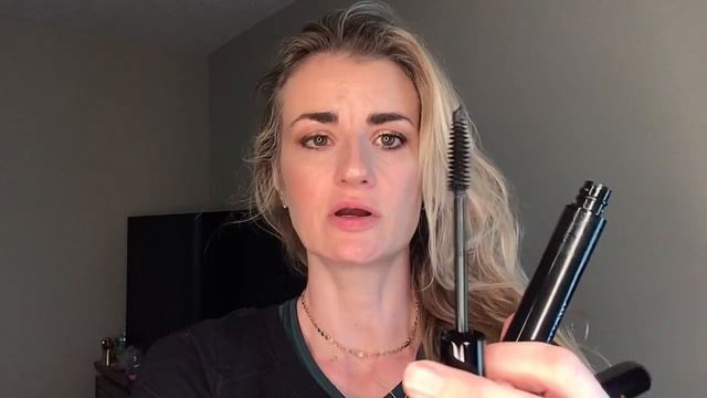 Armani Beauty Black Ecstasy Thickening and lengthening Mascara vs. DiorShow Black Out Volume Mascar смотреть онлайн