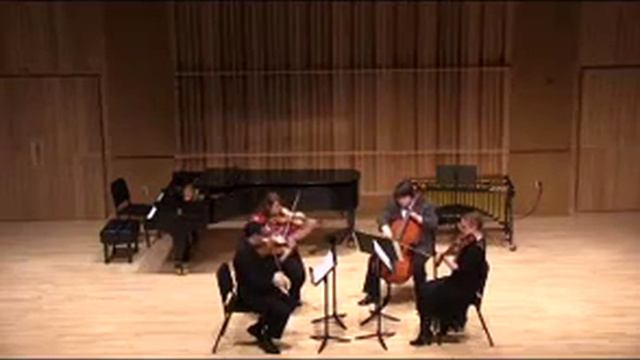 String Quartet (2011): III. Pavana senza tonalità смотреть онлайн
