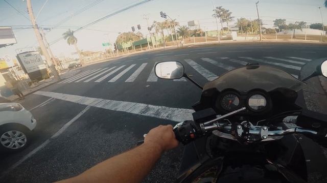 DEIXEI SUZUKI BANDIT 650S SÓ O CANO E PASSEI PERTO DA POLÍCIA, MINHA OPINIÃO смотреть онлайн