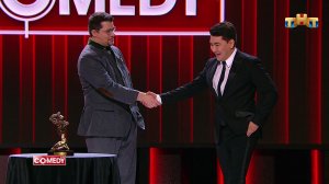 Comedy Club: Гарик Харламов против Азамата Мусагалиева