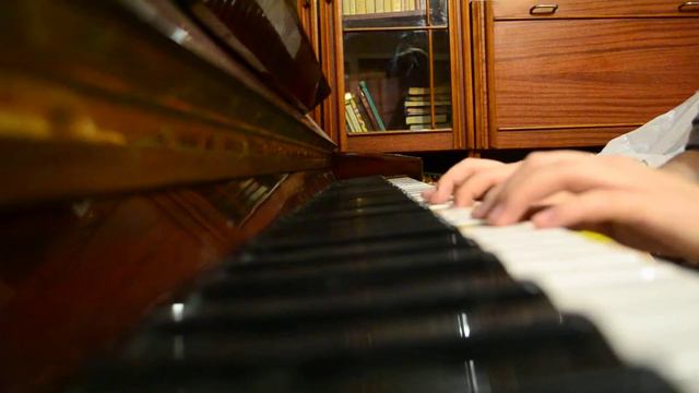 Может не зря я проучилась 7 лет в муз школе? смотреть онлайн