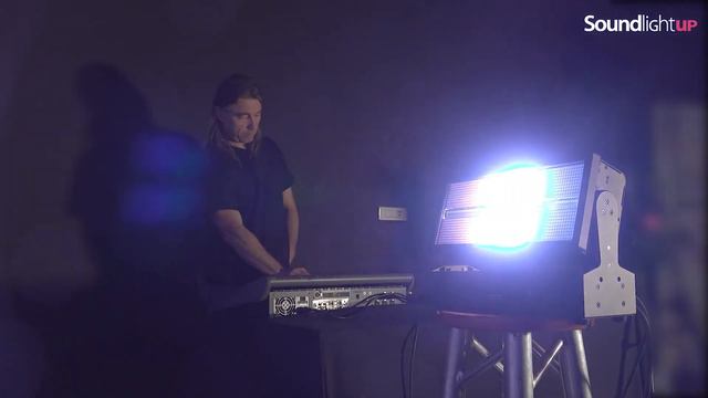 LAB 2018 // GLP JDC1, the LED strobe that makes Tilt смотреть онлайн