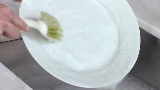 Щеточки для мытья посуды и стаканов Joseph Joseph Edge™ смотреть онлайн