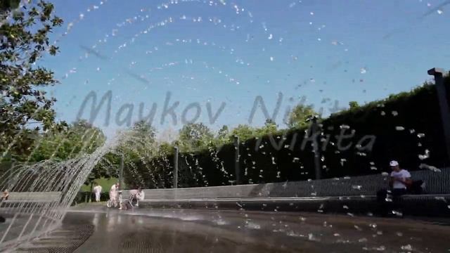 Krasnodar, Russia. Location - Crater, Fountain - blende. City Park Krasnodar (Galitsky Park) смотреть онлайн