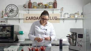 Как выбрать пищевой краситель - сравнение красных красителей - Краситель для торта красный бархат