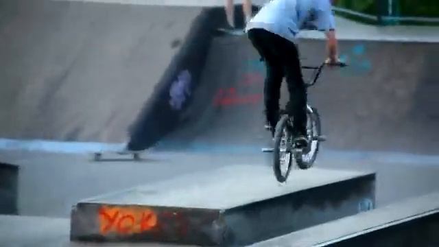 Город. Пушкин. Bmx райлн смотреть онлайн