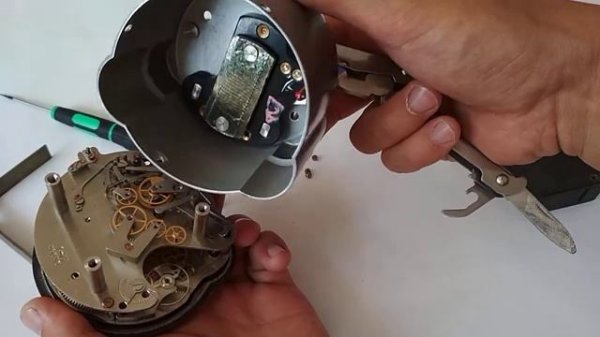 Авиационные часы АЧС-1. Разборка.