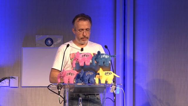Tout pour se préparer à PHP 7.4 - Damien SEGUY - Forum PHP 2019 смотреть онлайн