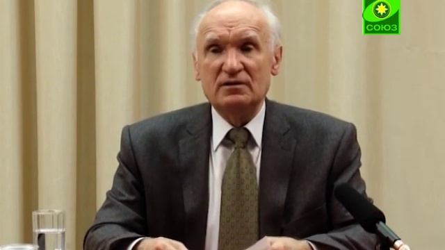 В чём отличие западного христианства от восточного? смотреть онлайн