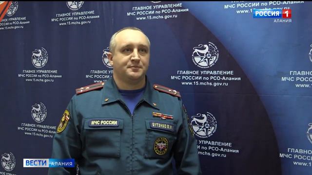 Площадь пожара в помещении на территории Центрального парка составила 700 кв.м смотреть онлайн