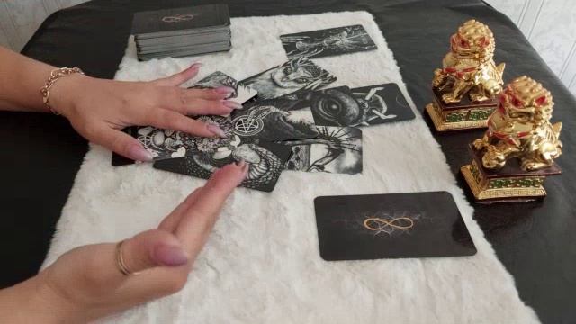 Нужна ли Я Ему  ? Гадание Таро Сегодня Онлайн.