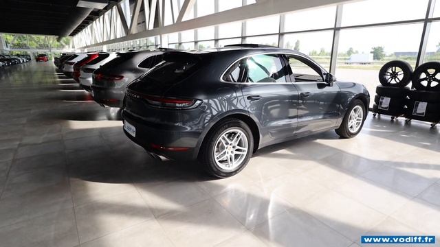 PORSCHE MACAN S смотреть онлайн