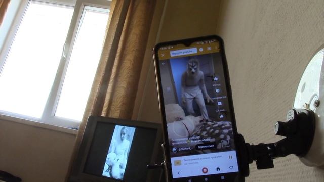 Как управлять смарт ТВ приставкой при помощи Android смартфона и приложений air screen и XCast смотреть онлайн