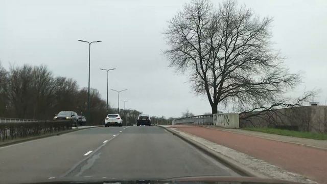 Хмурое небо, Нидерланды , Амерсфорт , Nederlands , Amersfoort , news in Auto, A1 snell weg, train смотреть онлайн