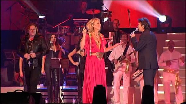 Lepa Brena - Jugoslovenka LIVE
