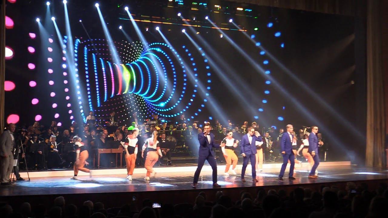 "Gangnam Style" смотреть онлайн