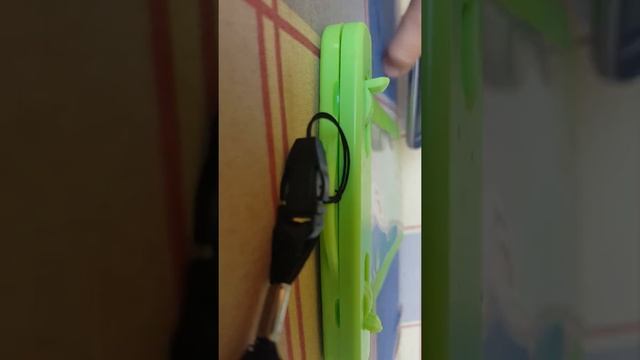 Непромокаемый чехол для телефона смотреть онлайн