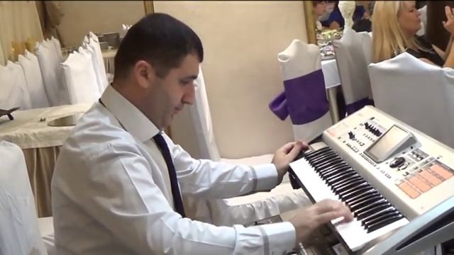 Давид Багдасарян танец (Каджик Ахпер Цынундыт Шноравор )(38) #korgpa4x смотреть онлайн