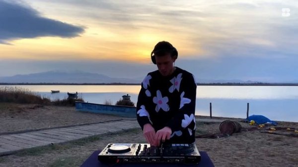 CHILLOUT Sunset Mix (Elderbrook, Lane 8, Ben Böhmer, TWO LANES) - Bois de Rose by Settow