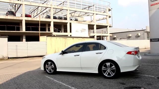 MUSTANG CARS HONDA ACCORD 2011 WHITE PEARL смотреть онлайн