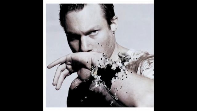 Rob Dougan - Clubbed to Death (Kurayamino Variation) смотреть онлайн